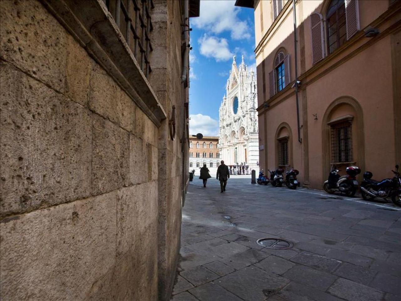 Siena Romantica المظهر الخارجي الصورة